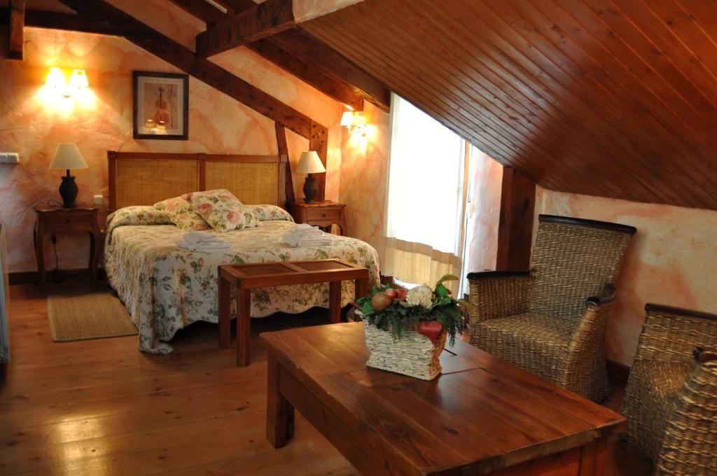 Hospedium Hacienda Las Cavas オルメド 部屋 写真